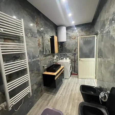 Complex Delijorgji Appartement Tirana